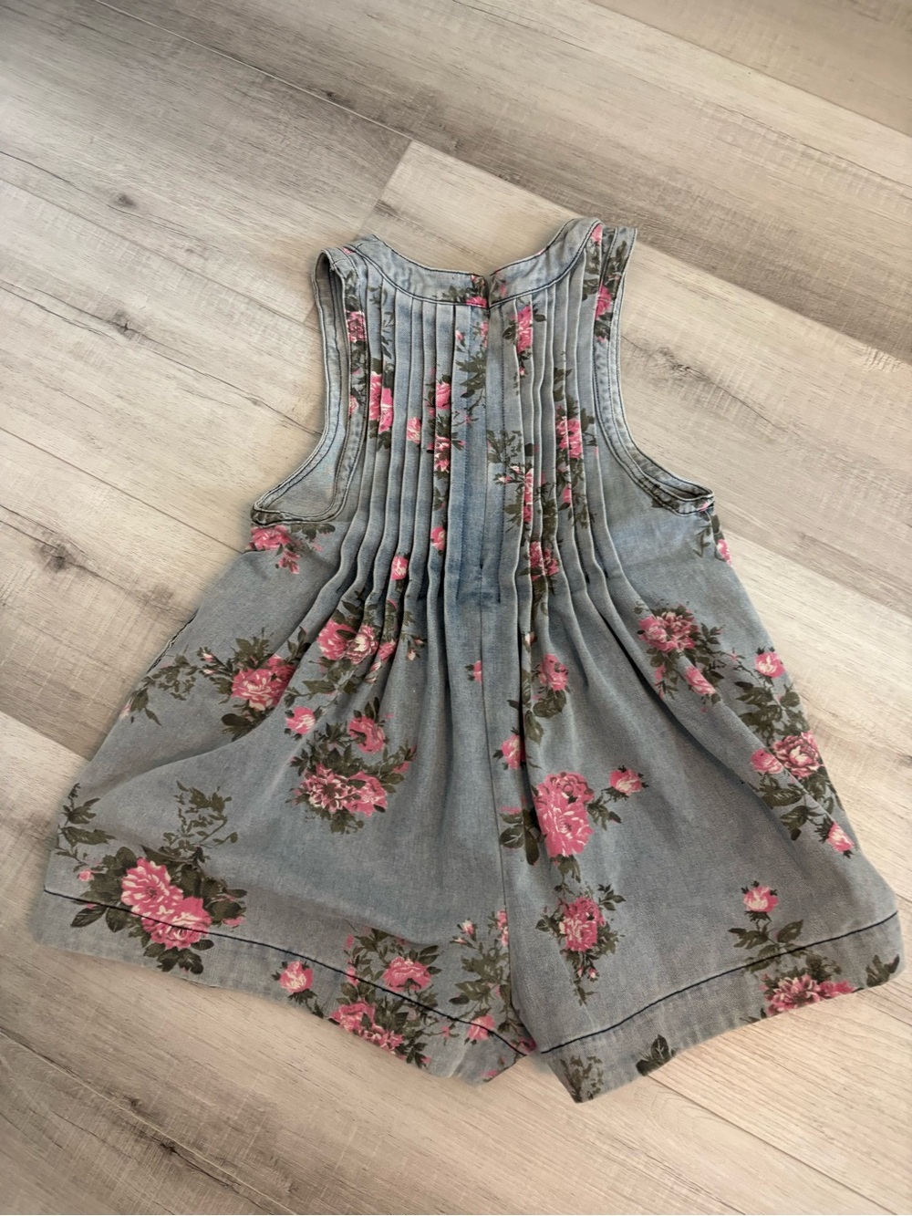 Veveret Floral Pleated Denim Romper Pink Rose Tie Front NWT - Picture 13 of 13
